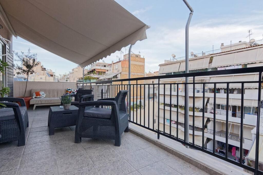 Big Terrace Near Metro And Athens Center 아파트 외부 사진